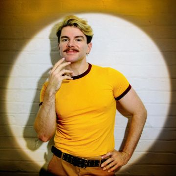 Christopher Hall: Pizazz