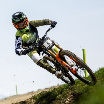 Danny Hart: Won't Sit Down